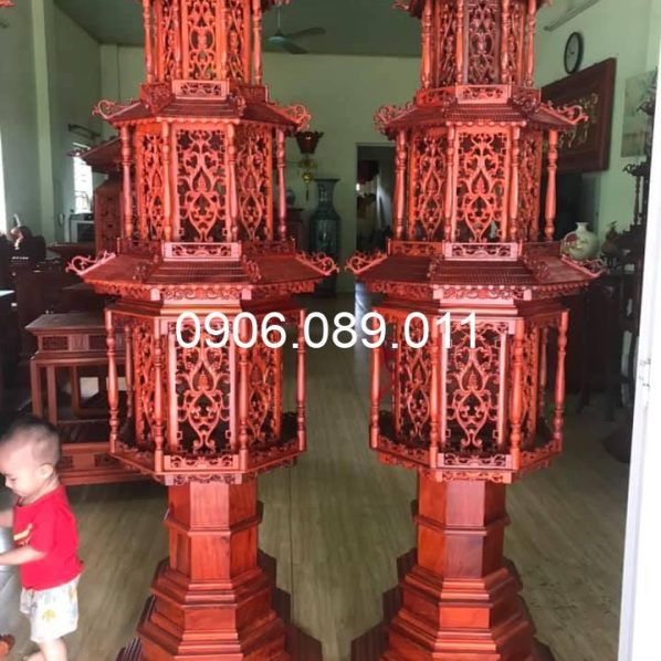 Đèn tháp gỗ hương Đồng Kỵ siêu cấp 2.17m hoa lá tây
