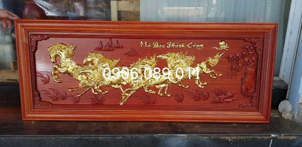 Tranh mã đáo thành công 107x47x3 dát vàng