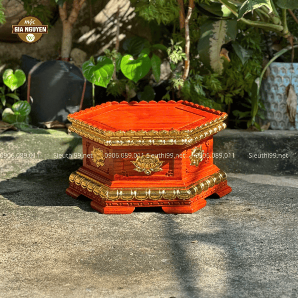 Đôn Lục Giác Gỗ Hương Chạm Sen Dát Vàng DLG40