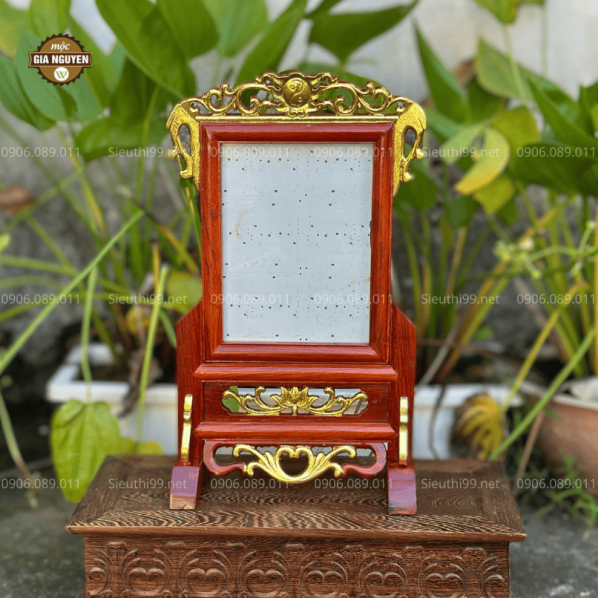 Khung ảnh thờ gỗ hương Hoa Sen dát vàng HW65