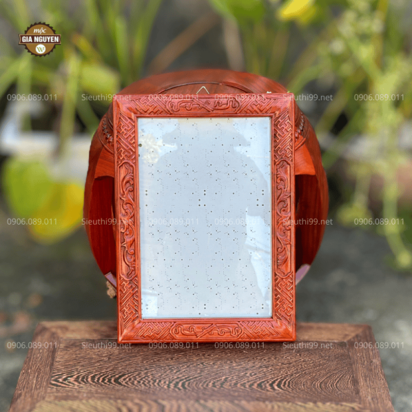 Khung Ảnh Thờ Treo Gỗ Hương 20x30 cm