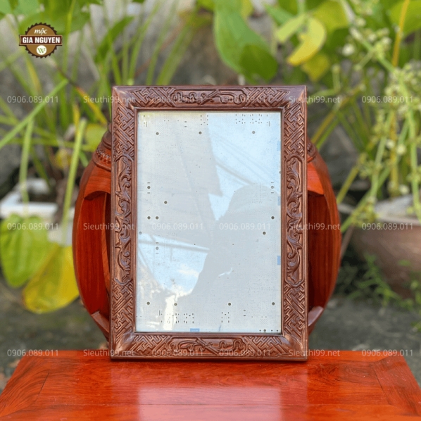 Khung Ảnh Thờ Treo Gỗ Hương Màu Óc Chó