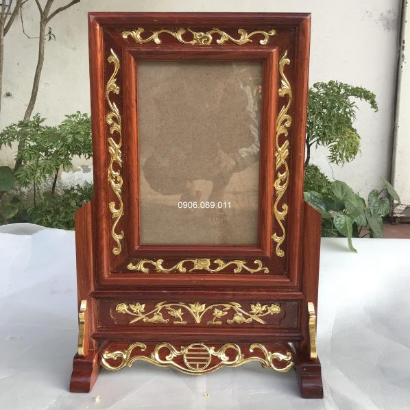 Khung Ảnh Hoa Lá Tây Dát Vàng 20x30 cm