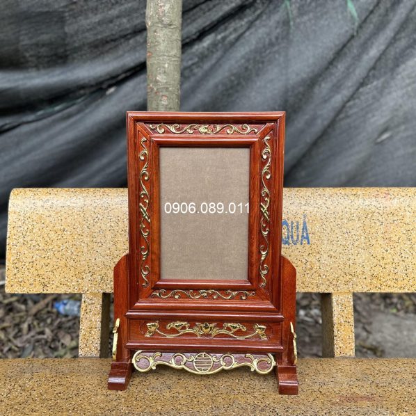 Khung Ảnh Thờ Hoa Lá Tây Dát Vàng Gỗ Hương 20x30 cm