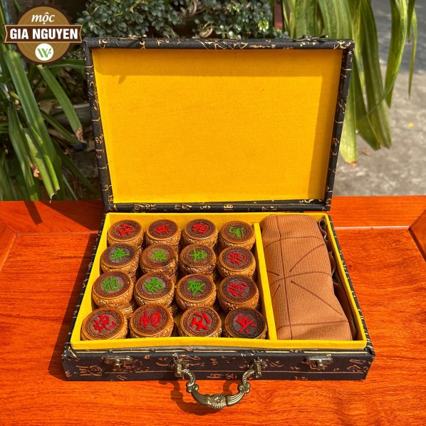 Bộ Quân Cờ Gỗ Bách Xanh Cao Cấp