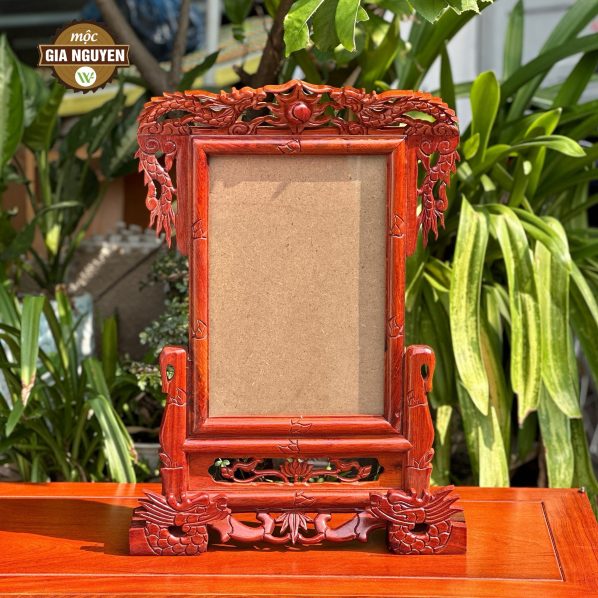 Khung ảnh thờ song long chầu nguyệt gỗ hương 20x30cm