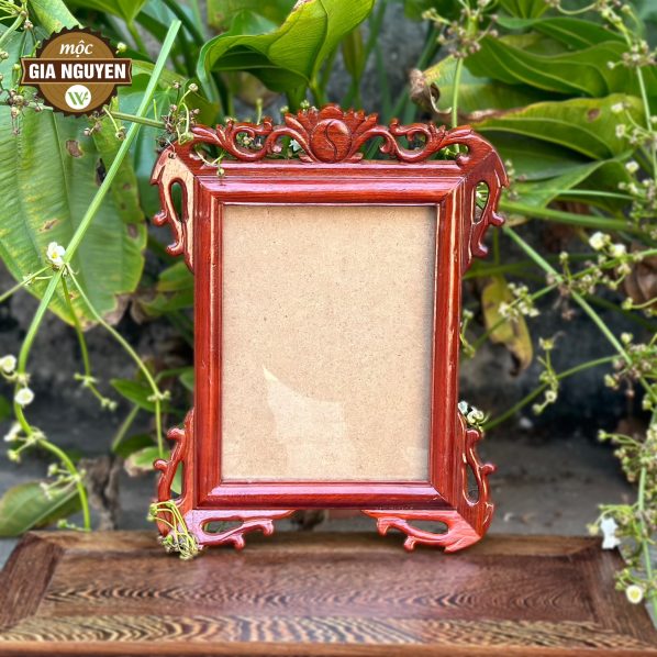 Khung ảnh thờ treo tường gỗ hương 18x24cm