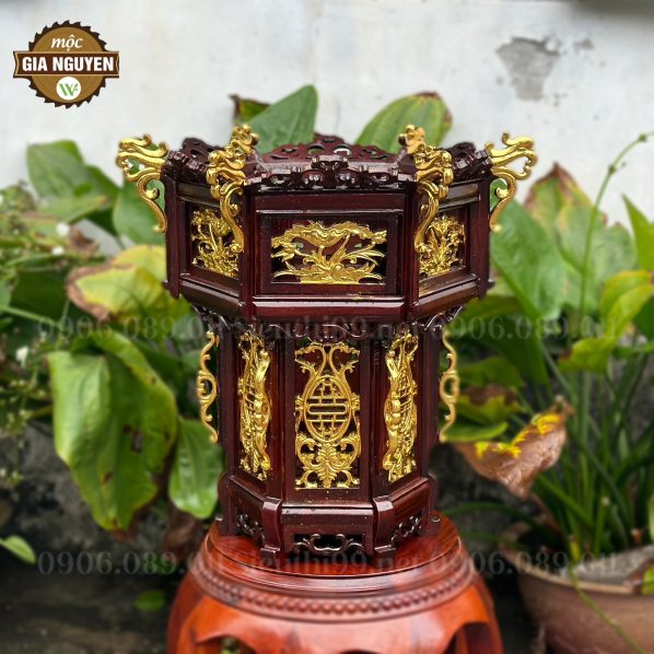 Đèn lồng tứ quý gỗ hương dát vàng 45cm