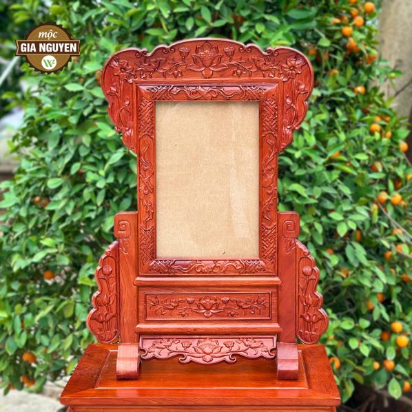 Khung ảnh thờ hoa sen gỗ hương 20x30cm