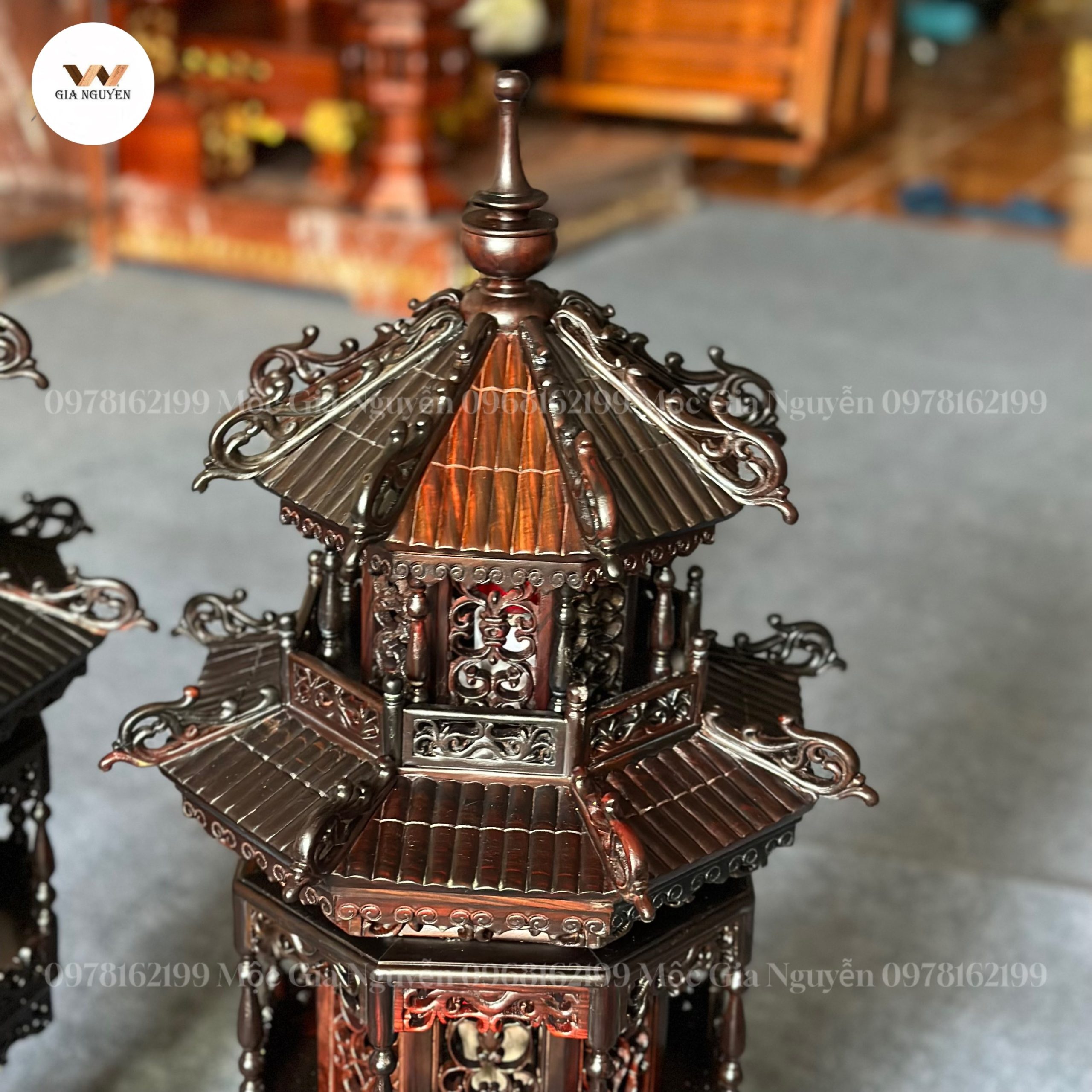 Đèn thờ 2 tầng gỗ trắc cao 60cm mái ống - Ảnh 11