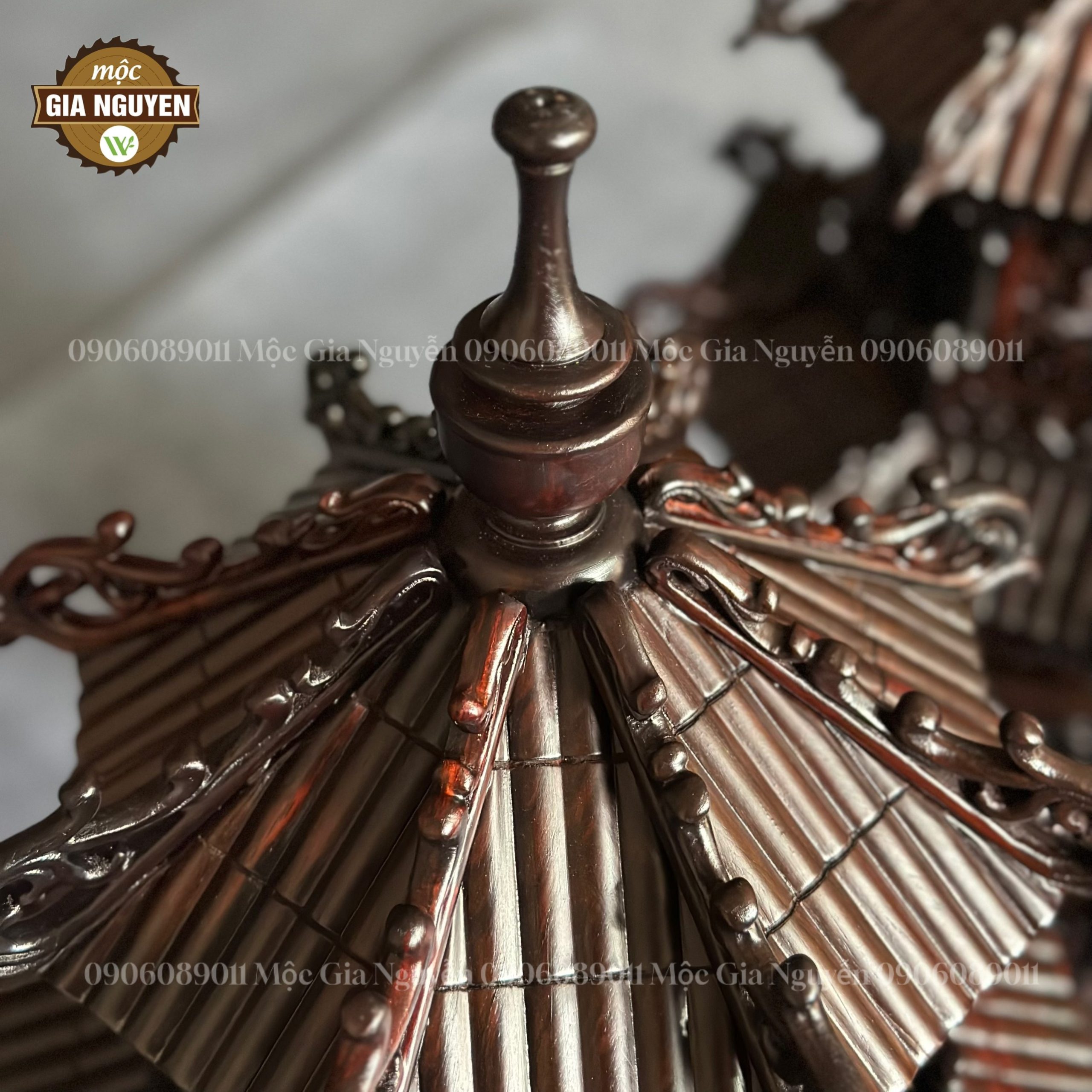 Đèn thờ 2 tầng gỗ trắc cao 60cm mái ống - Ảnh 5