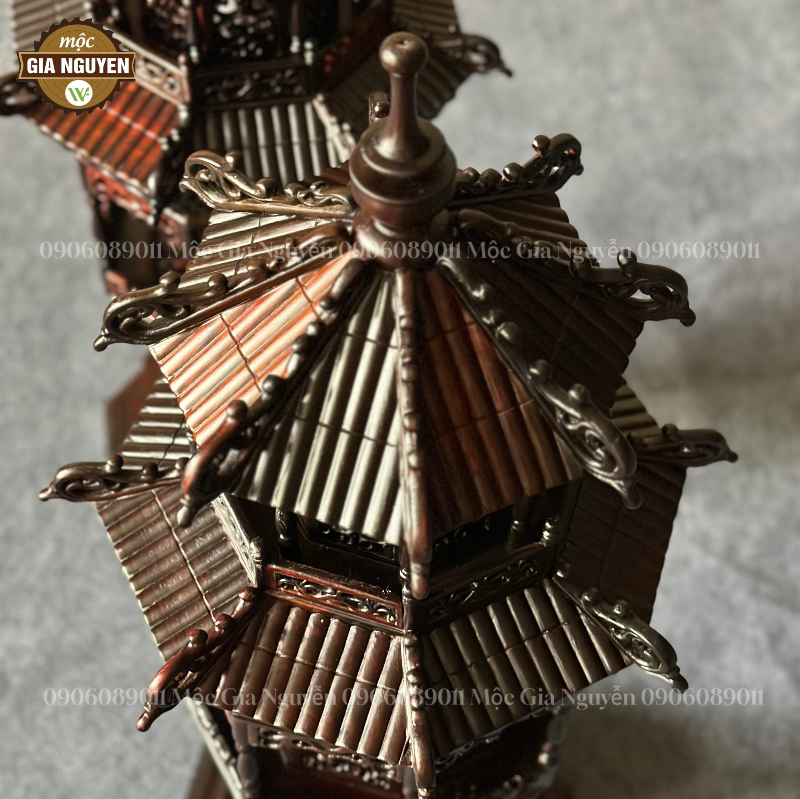 Đèn thờ 2 tầng gỗ trắc cao 60cm mái ống - Ảnh 7